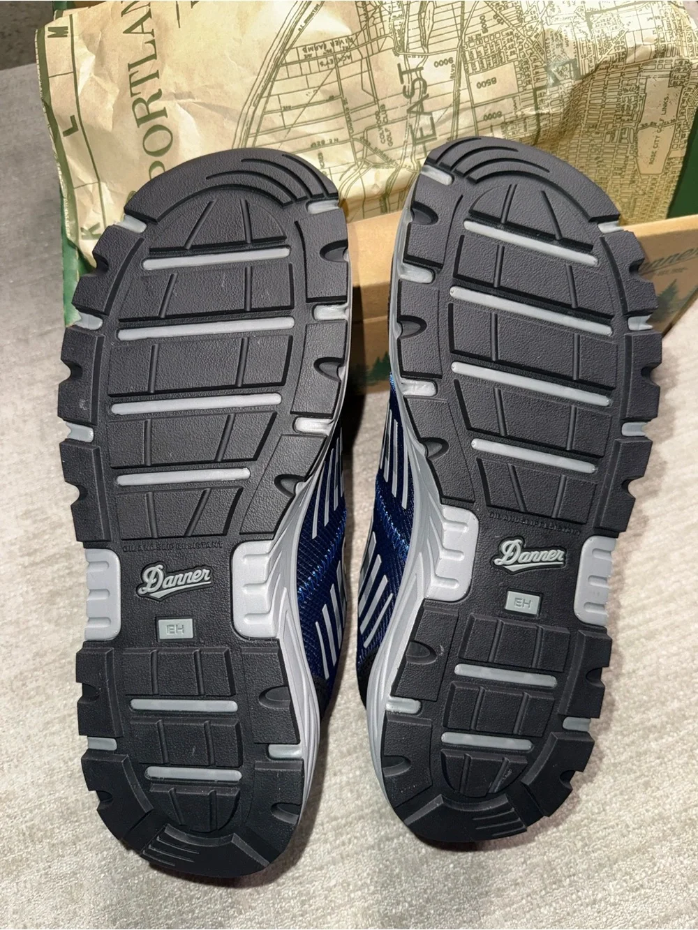 NWT Danner Women’s Run Time 3” Safety Work Shoes Non-Metallic Toe Blue Gray Sz 8
